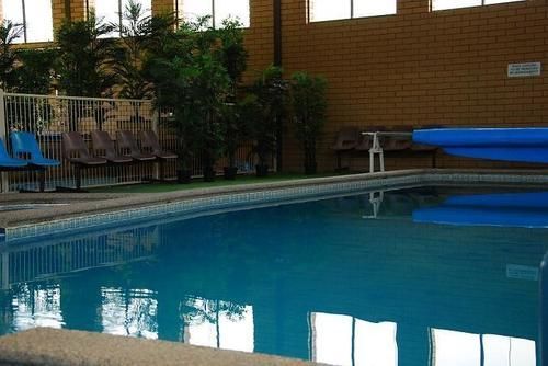 Jane Eliza Motor Inn Суон-Хилл Экстерьер фото